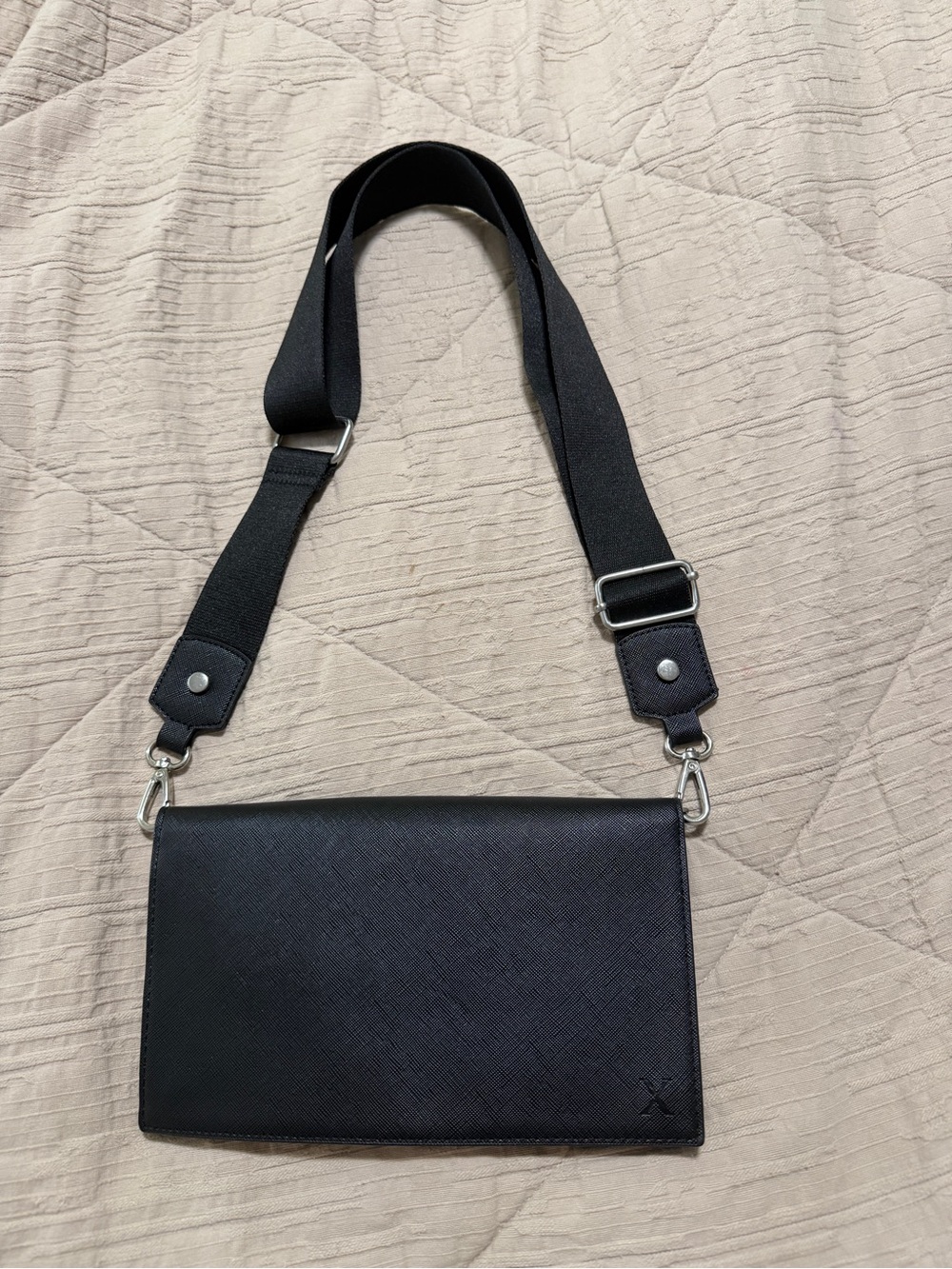 Express Black Wallet Crossbody Bag with Wide Strap